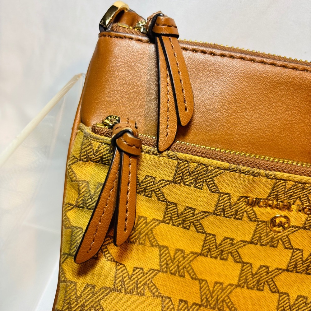 Michael Kors Crossbody Bag Yellow Monogram MK Logo Messenger Purse - Picture 5 of 12